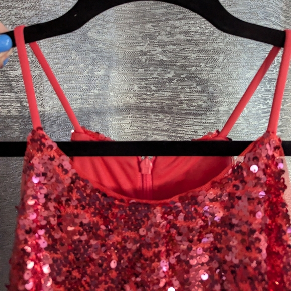 Sequin Cutout Cocktail Dress (Donna Morgan for Maggy) - Picture 7 of 8